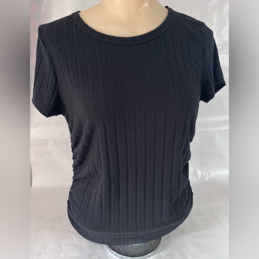 Urban Episode Black Ruched Side Pleats Short Sleeve Crew Neck Top Tee Stretch L